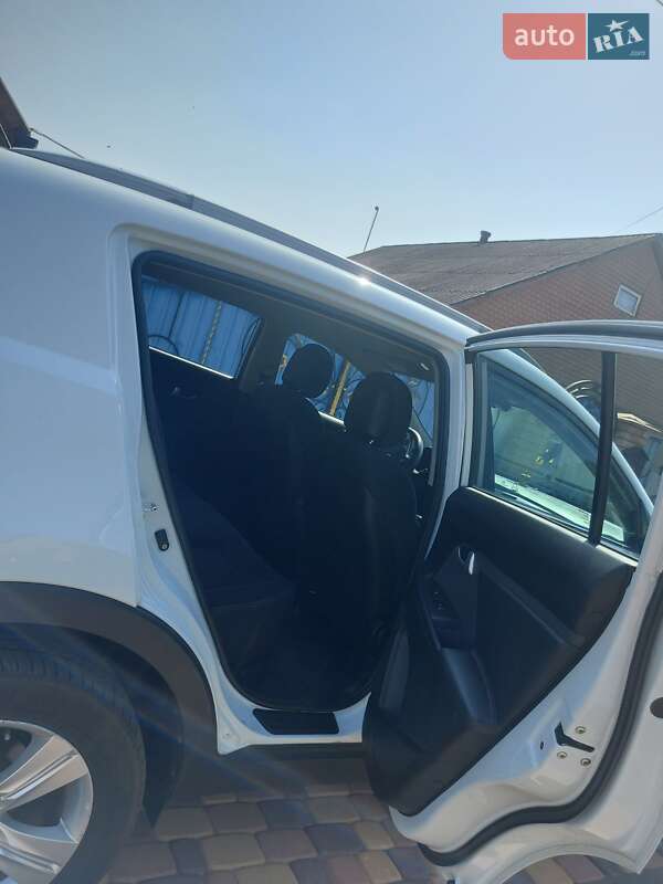 Позашляховик / Кросовер Kia Sportage 2012 в Смілі