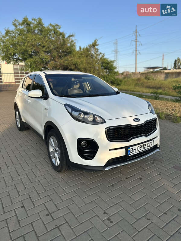 Позашляховик / Кросовер Kia Sportage 2015 в 