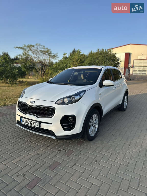 Внедорожник / Кроссовер Kia Sportage 2015 в Одессе
