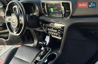 Внедорожник / Кроссовер Kia Sportage 2017 в 