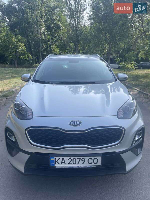Позашляховик / Кросовер Kia Sportage 2018 в 