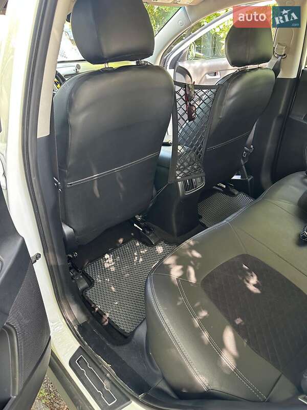 Внедорожник / Кроссовер Kia Sportage 2015 в Полтаве фото 15 Внедорожник / Кроссовер Kia Sportage 2015 в Полтаве