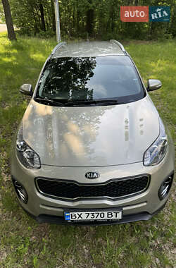 Внедорожник / Кроссовер Kia Sportage 2016 в 