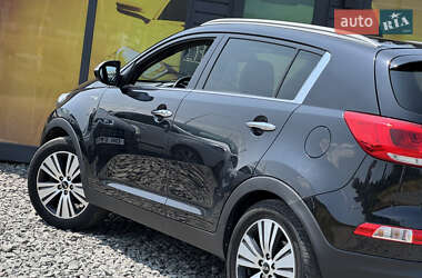 Внедорожник / Кроссовер Kia Sportage 2015 в 
