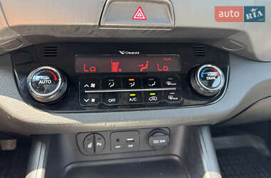 Внедорожник / Кроссовер Kia Sportage 2015 в 