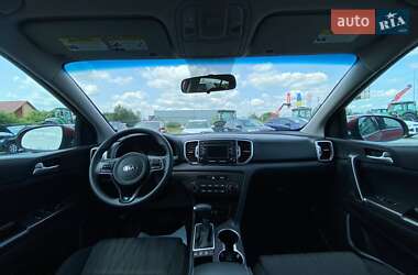 Позашляховик / Кросовер Kia Sportage 2017 в 