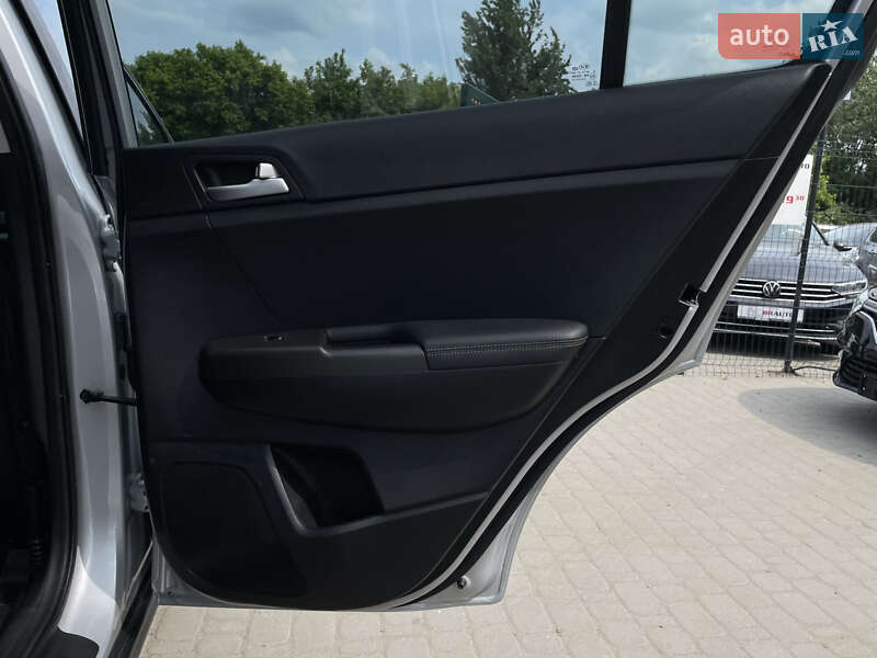 Позашляховик / Кросовер Kia Sportage 2018 в Бердичеві