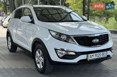 Позашляховик / Кросовер Kia Sportage 2015 в Вінниці