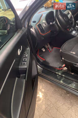 Внедорожник / Кроссовер Kia Sportage 2012 в 