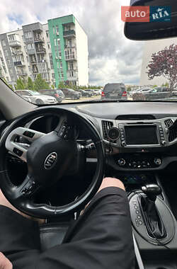 Внедорожник / Кроссовер Kia Sportage 2013 в 