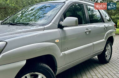 Позашляховик / Кросовер Kia Sportage 2007 в 