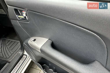 Позашляховик / Кросовер Kia Sportage 2007 в 