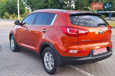 Внедорожник / Кроссовер Kia Sportage 2013 в 