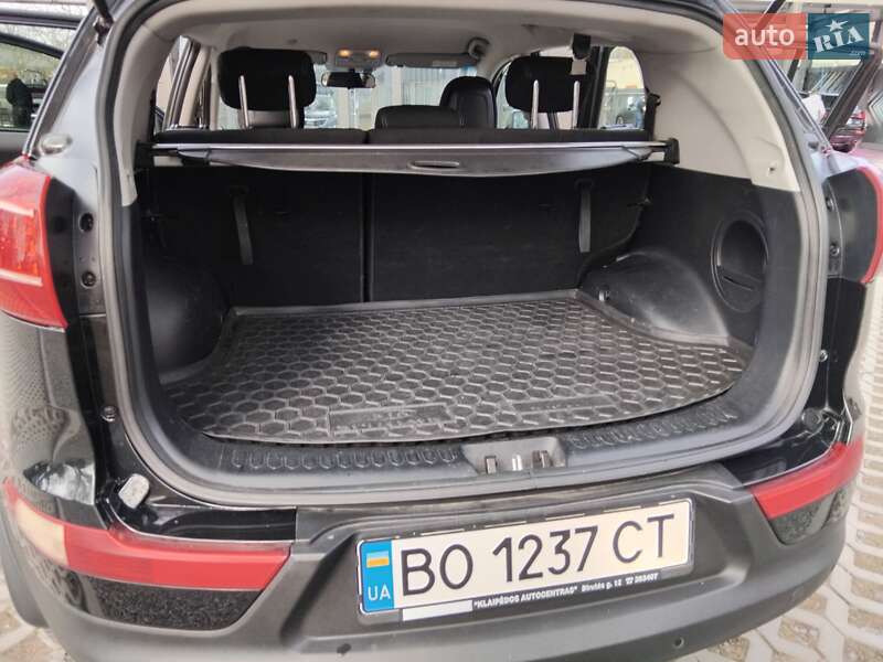 Внедорожник / Кроссовер Kia Sportage 2013 в Тернополе