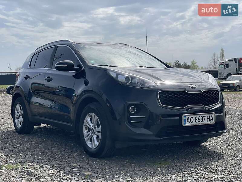 Внедорожник / Кроссовер Kia Sportage 2017 в Сваляве