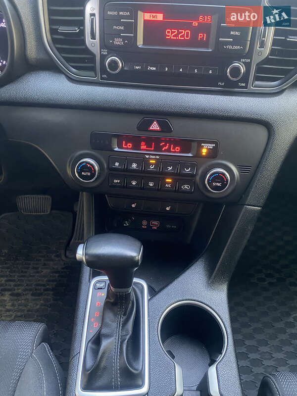 Внедорожник / Кроссовер Kia Sportage 2017 в Измаиле