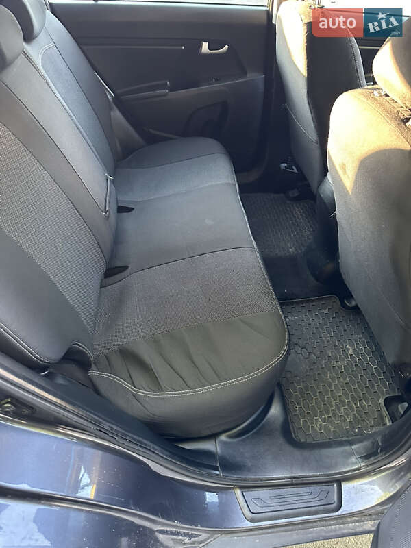 Внедорожник / Кроссовер Kia Sportage 2013 в Житомире