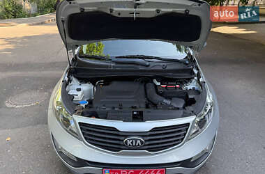Внедорожник / Кроссовер Kia Sportage 2013 в 