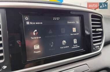 Позашляховик / Кросовер Kia Sportage 2019 в 