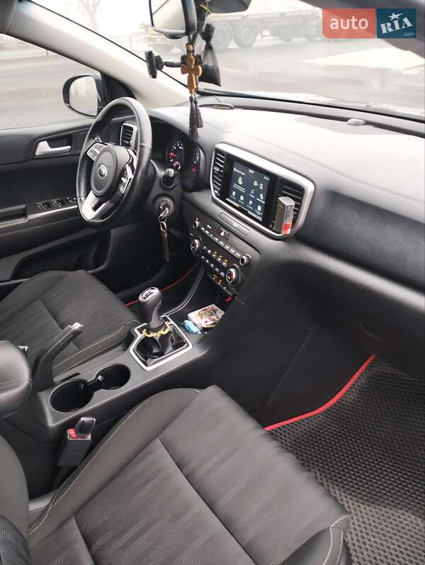 Позашляховик / Кросовер Kia Sportage 2018 в Умані