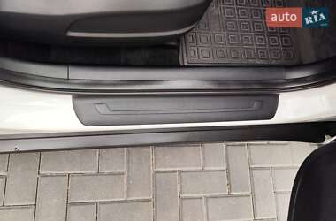Позашляховик / Кросовер Kia Sportage 2019 в 