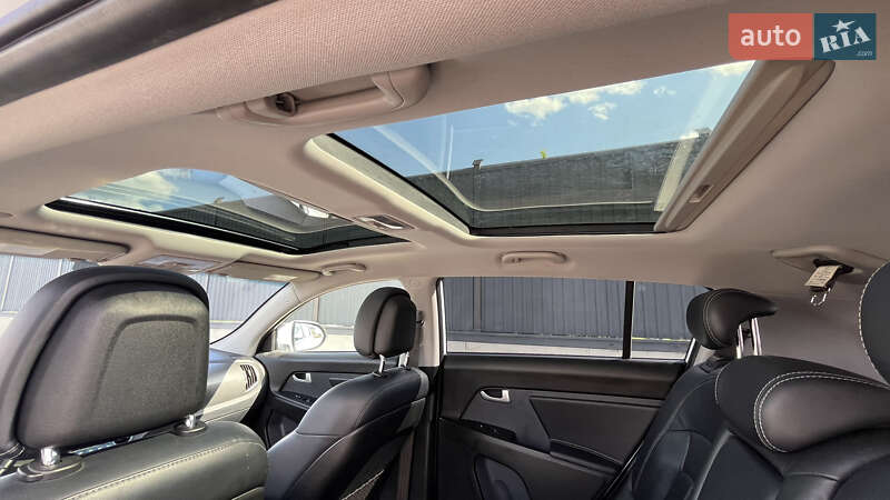 Внедорожник / Кроссовер Kia Sportage 2012 в Луцке