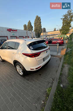 Внедорожник / Кроссовер Kia Sportage 2017 в 