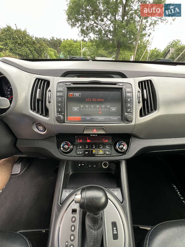 Позашляховик / Кросовер Kia Sportage 2015 в Бродах