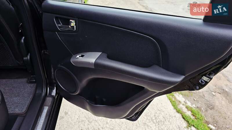 Внедорожник / Кроссовер Kia Sportage 2006 в Полтаве