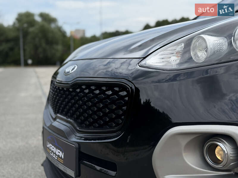 Внедорожник / Кроссовер Kia Sportage 2016 в Днепре
