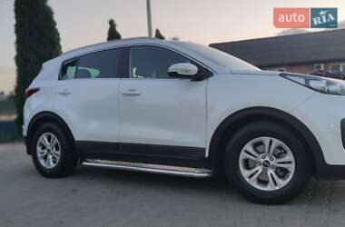 Внедорожник / Кроссовер Kia Sportage 2017 в 