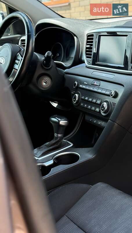 Внедорожник / Кроссовер Kia Sportage 2019 в Сумах фото 4 Внедорожник / Кроссовер Kia Sportage 2019 в Сумах