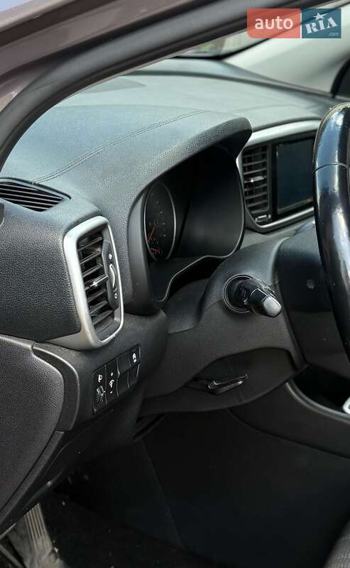 Внедорожник / Кроссовер Kia Sportage 2019 в Сумах фото 8 Внедорожник / Кроссовер Kia Sportage 2019 в Сумах