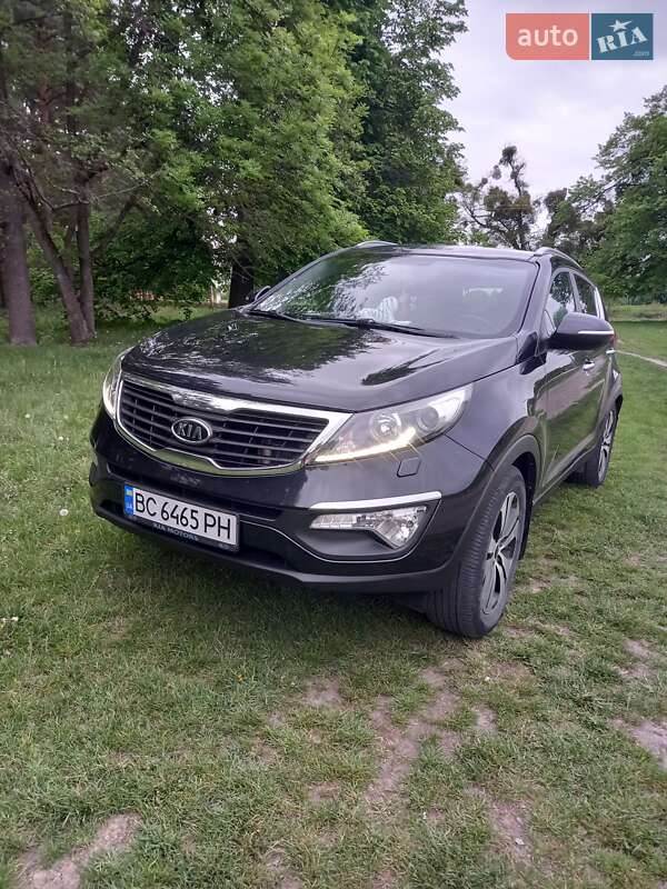 Внедорожник / Кроссовер Kia Sportage 2011 в Романове