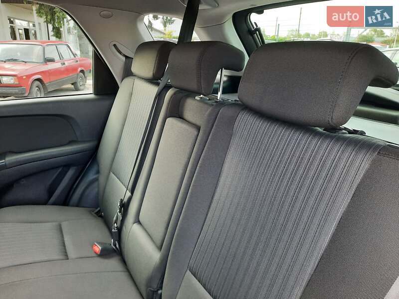 Внедорожник / Кроссовер Kia Sportage 2009 в Полтаве