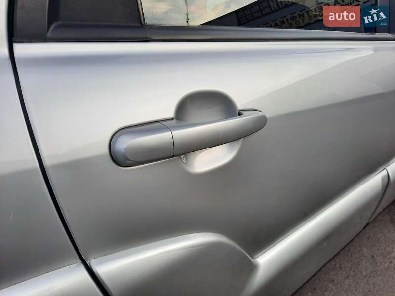 Внедорожник / Кроссовер Kia Sportage 2009 в Полтаве