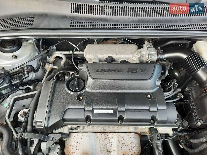 Внедорожник / Кроссовер Kia Sportage 2009 в Полтаве