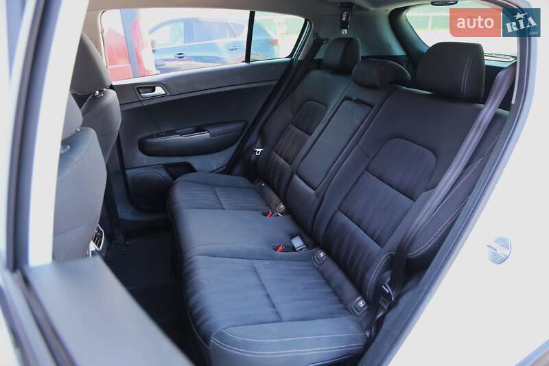 Позашляховик / Кросовер Kia Sportage 2018 в Києві