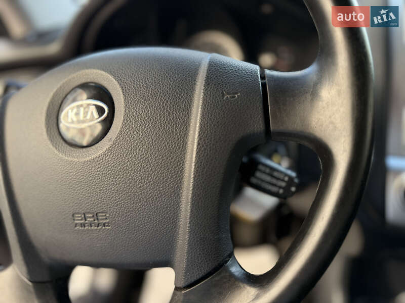 Позашляховик / Кросовер Kia Sportage 2008 в Івано-Франківську