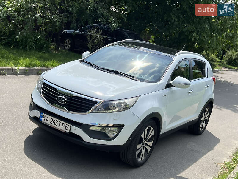 Позашляховик / Кросовер Kia Sportage 2011 в 