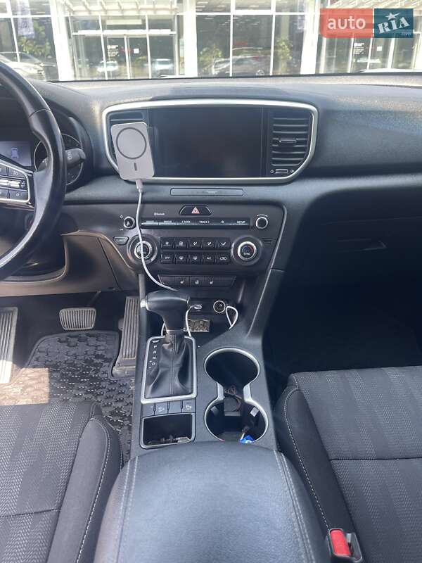 Позашляховик / Кросовер Kia Sportage 2021 в Львові