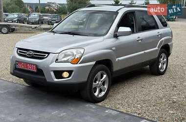Внедорожник / Кроссовер Kia Sportage 2010 в Калуше