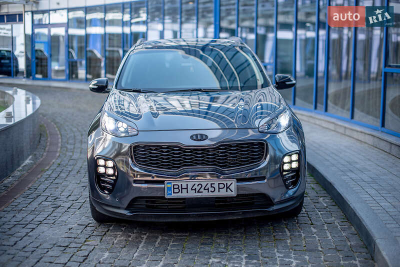 Позашляховик / Кросовер Kia Sportage 2016 в Одесі