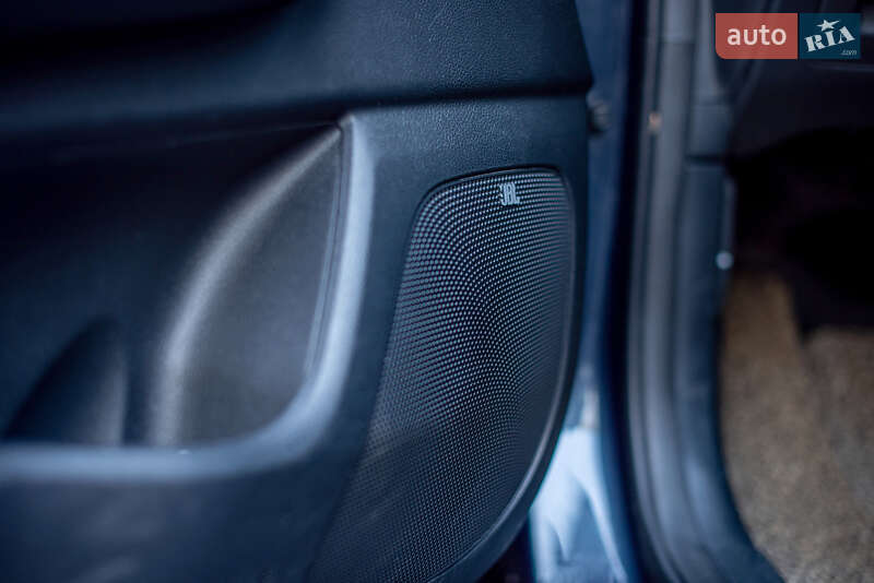 Позашляховик / Кросовер Kia Sportage 2016 в Одесі