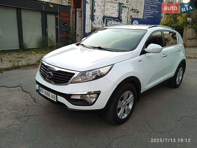 Позашляховик / Кросовер Kia Sportage 2011 в Запоріжжі