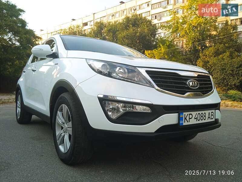 Позашляховик / Кросовер Kia Sportage 2011 в Запоріжжі