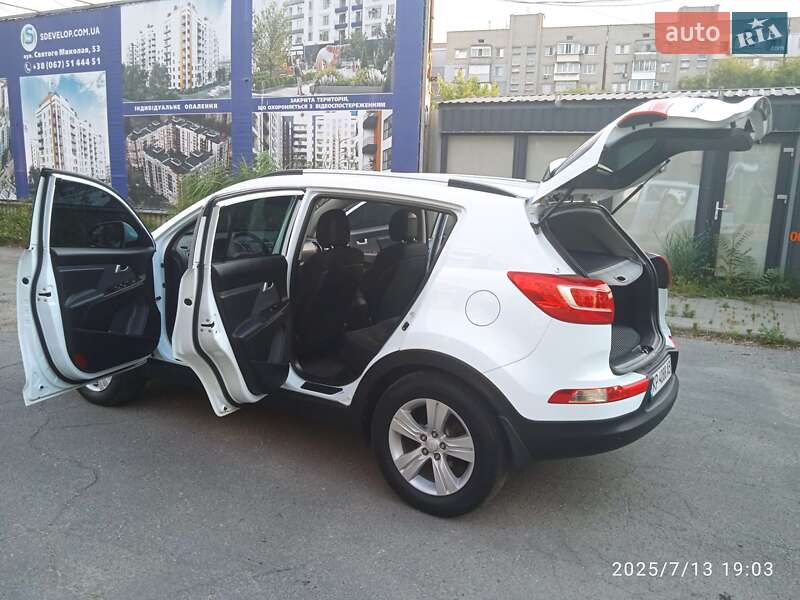 Позашляховик / Кросовер Kia Sportage 2011 в Запоріжжі