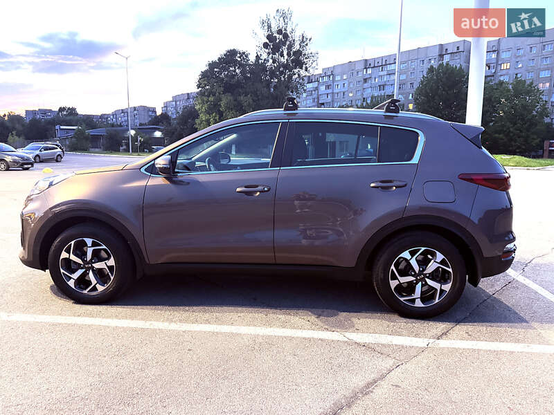 Позашляховик / Кросовер Kia Sportage 2018 в Львові