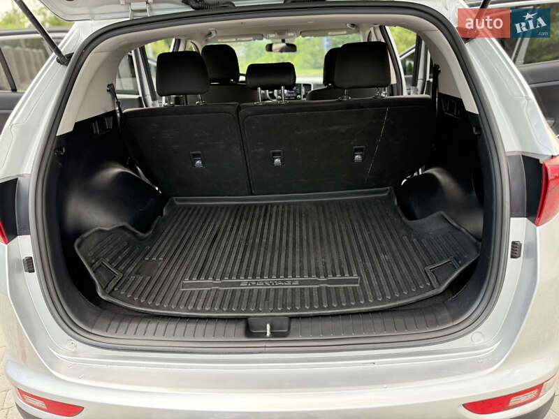 Позашляховик / Кросовер Kia Sportage 2015 в Старокостянтинові