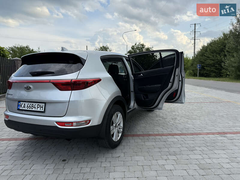 Позашляховик / Кросовер Kia Sportage 2015 в Старокостянтинові